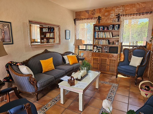 Casa En Venta Tipo Hacienda De Un Piso En Juriquilla Queretaro