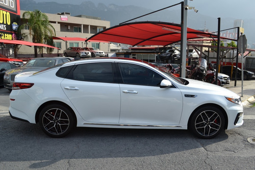 Imagen 2 de 13 de Kia Optima Turbo Sxl 2020