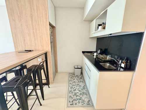 Departamento Amoblado En Liberateur