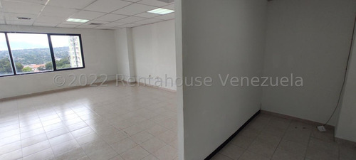 Karen García Vende Una Amplia Y Espaciosa Oficina En El Centro De Barquisimeto, Ideal Para Tu Empresa, Buena Vista Al Manzano, Grandes Espacios.