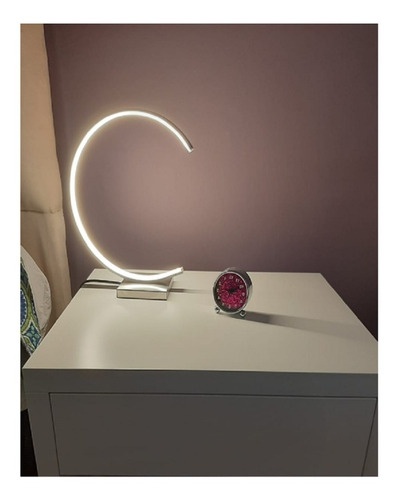 Imagen 2 de 7 de Lampara Escritorio Velador Led Diseño Moderno Puraluz Pro