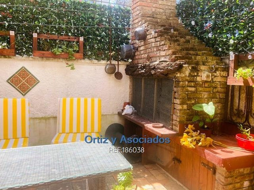 Imagen 16 de 21 de Se Vende Casa En Carrasco Frente A La Playa 2/3 Dormitorios Cw186038