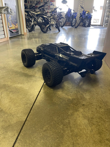 Automodelo Traxxas 1/6 Off Road Xrt Blx 8s Semi Novo (Usado)