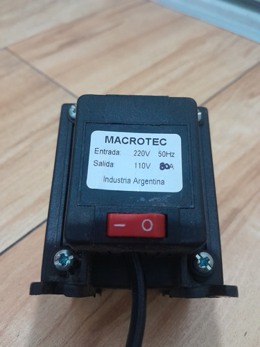 Transformador Macrotec Salida 110v 80a 