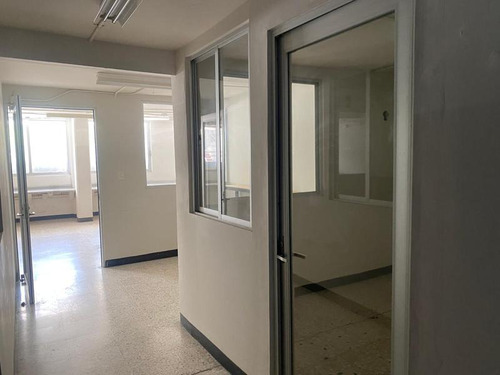 Renta Oficinas 100 M² Col. Centro Tuxpan Veracruz.