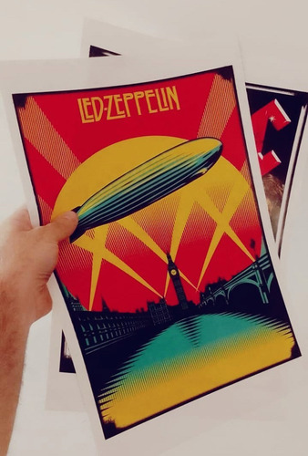 Pack De 3 Posters 30 X 40 Cm De Bandas De Rock A Elección