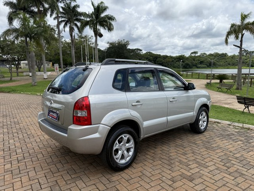 Hyundai Tucson Tucson 2.0 MPFI GLS 16V 143CV 2WD FLEX 4P AUTOMÁTICO
