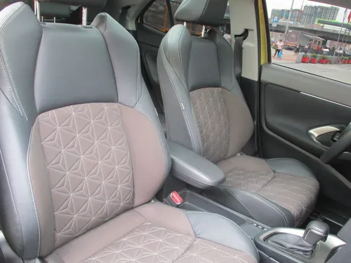 Toyota Yaris Cross Hybrid 1500cc At Aa
