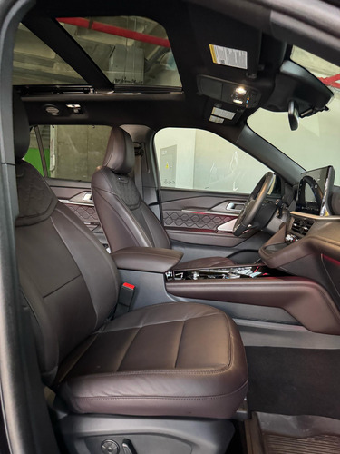 Ford Explorer Platinium 2025
