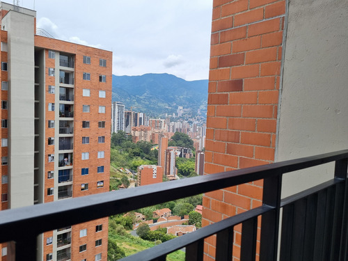 Venta De Apartamento En Sabaneta / Las Lomitas