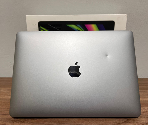 Notebook Apple Macbook Pro M2 2022 13.6 8gb 256gb (Usado)