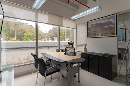 En Alquiler Oficina 127 Mt2 4 Dependencias/1b/2pe Santa Paula