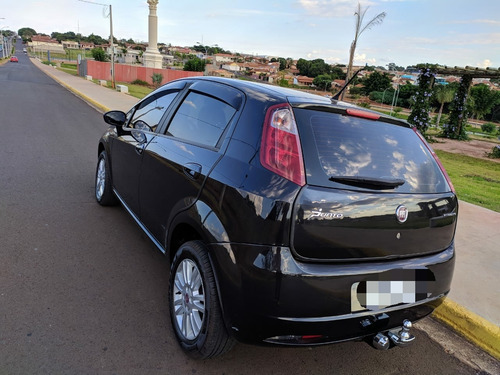 Fiat Punto 1.4 Attractive Flex 5p 2012