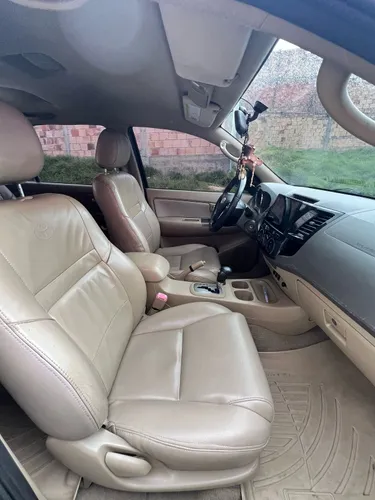 Toyota Fortuner 2.7l 4x2