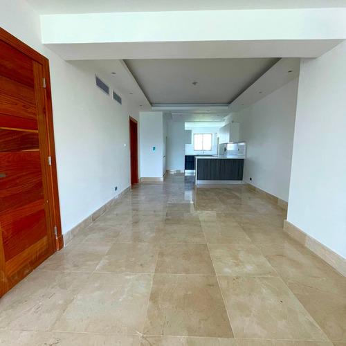 Apartamento De Venta En Los Cacicazgos, Distrito Nacional