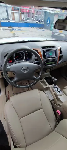 Toyota Fortuner 4.0 Sr5