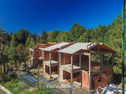 Oportunidad. Venta Casa En Pozo 60 M2. Uf 6 - 3 Amb Con Financiación. Centro, Villa La Angostura