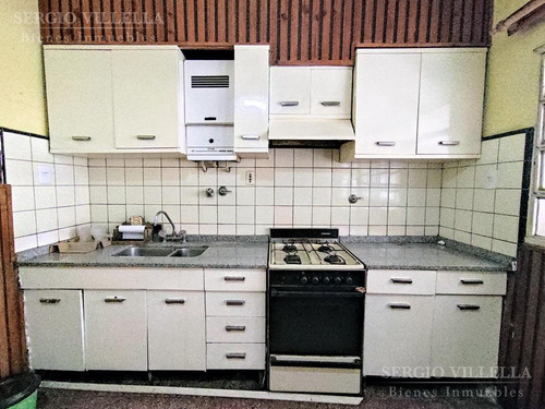 Imagen 5 de 17 de Casa De 2 Dormitorios En Venta En - Azcuenaga
