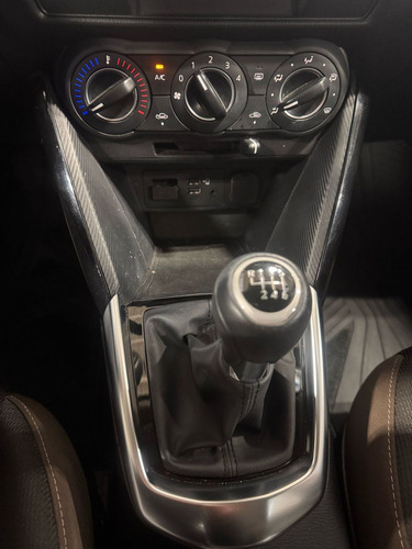 Mazda Mazda 2 1.5 Touring 4p Mt
