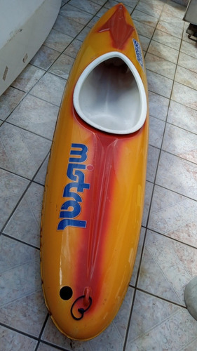 Caiaque Antigo Mistral P/ Desocupar Lugar