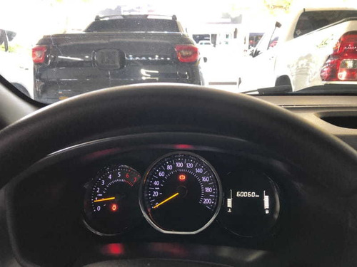 Imagem 12 de 15 de Sandero Stepway Zen 2020