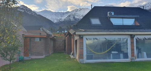 Hermosa Casa En Condominio, Las Pircas, Peñalolen