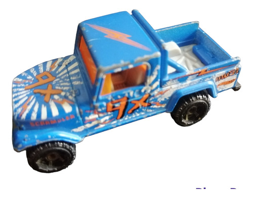 Hot Wheels Jeep Scrambler 2013 Stunt  Factory Sealed  Mattel