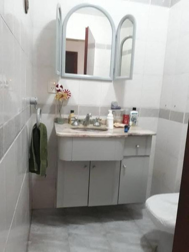 Imagen 11 de 30 de Venta -chalet En Dos Plantas - Bella Vista