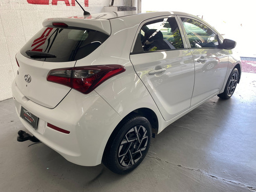 Hyundai HB20 1.0 Unique Flex 5p