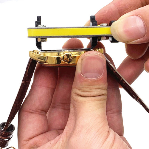 Llave Para Abrir Tapa Trasera De Reloj De Pulsera, Modelo B
