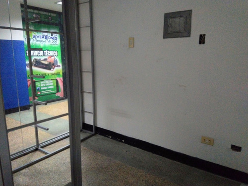 Imagen 5 de 9 de Local Comercial En Venta 5.46m2 Capitolio Centro De Ccs, Cb 4m