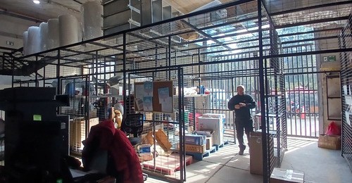 Bodega Logistica Con Racks 770m2 San Ignacio / Outlets