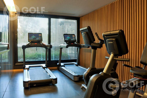 Imagen 22 de 30 de Vendo Apartamento De 3 Dormitorios Y Servicio, Patio. Con Renta. Golf
