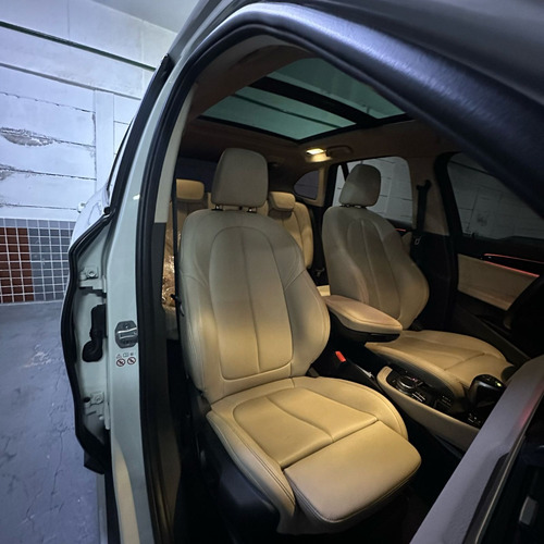 BMW X1 2.0 Sdrive20i X-line Active Flex 5p