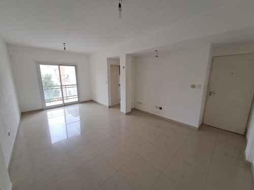 Imagen 7 de 14 de Departamento En Venta En Castelar Sur