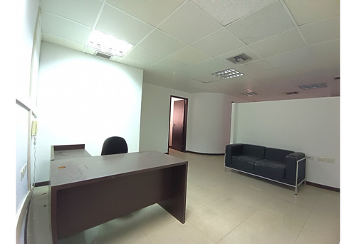 Se Alquila Oficina 86m2 Los Palos Grandes 6552