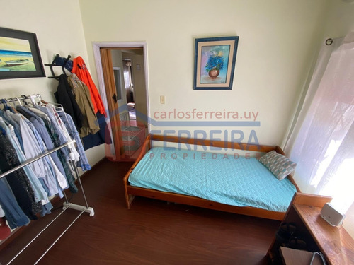 Vende Casa 3 Dormitorios Y Apartamento 1 Dormitorio
