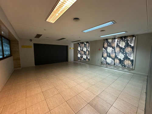 Oficina En Alquiler - 660 M2 - San Nicolás
