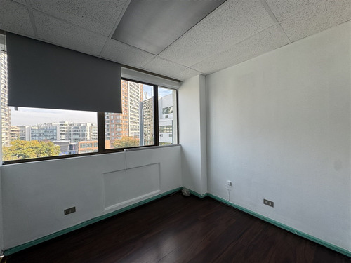Oficina En Arriendo En Las Condes