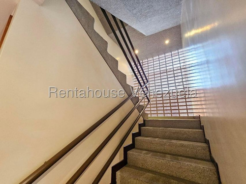Casa En Venta La Floresta Mls #25-24093 Bm