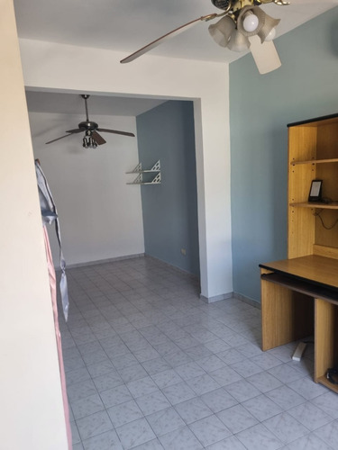 Casa En San Antonio De Padua Dueño Directo 4 Ambientes, 3 Dormitorios, Living, Gran Cocina C0medor, 4 Aires Acondicionados, , Garage Para 2 Autos, Quincho Pileta Y Gran Fondo Apta Credito Bancario