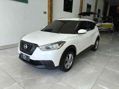 Nissan Kicks 1.6 16v S Aut. 5p