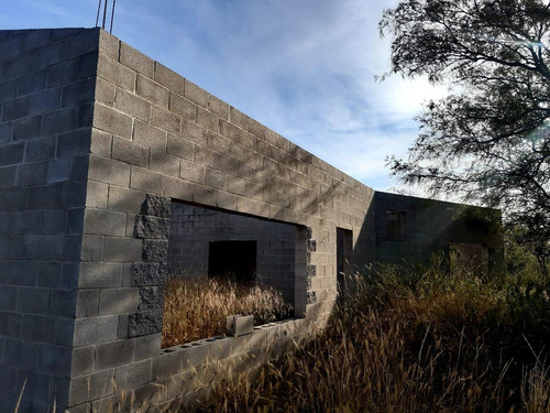 Casa A Terminar En Venta En Las Tapias, Escritura!! Con Una Hectarea. Traslasierras.