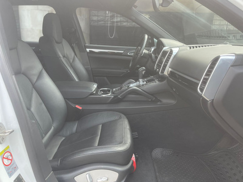 Porsche Cayenne 2014