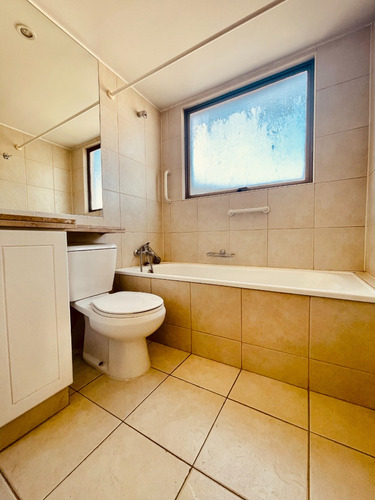 Vendo Departamento Amplio En Calle Alvarez