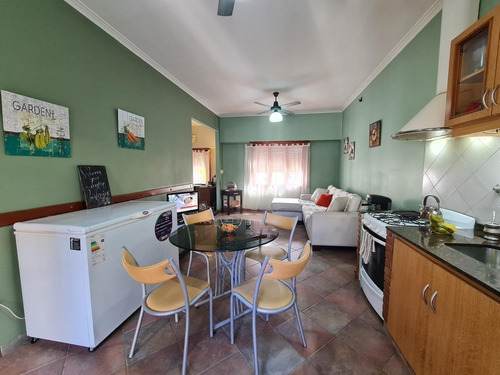 Imagen 4 de 17 de Casa Apta Para 2 Familias Acepta Permuta!!!!!