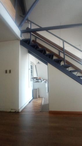 Estupendo Taller Confección O Comoda Casa Particular