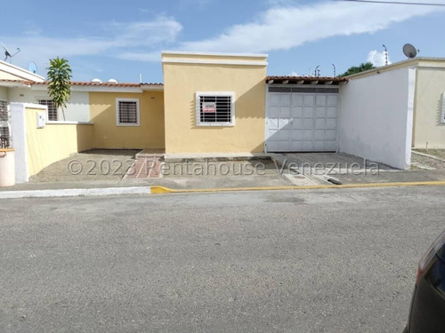 Casa En Venta En La Montanita, Lara/*/ Cesar Bullones Vende/*/