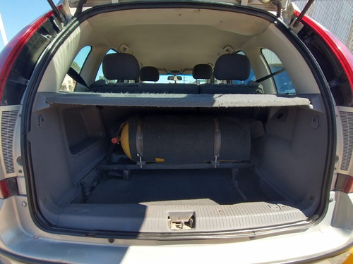 Vendo Chevrolet Meriva Gl 1.8 Nafta-gnc Año 2004