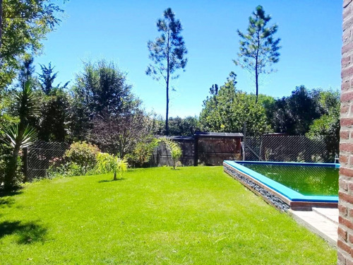 Imagen 15 de 24 de Casa De 3 Dormitorios C/ Cochera Y Piscina Molinari - Cosquín